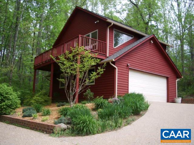 2138 Jacks Shop Road Rochelle, VA 22738 - Photo 20 of 31 a front view of a house with garden