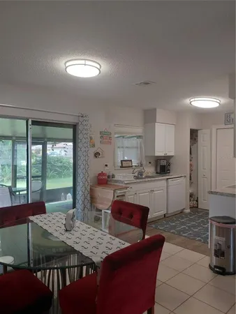 $2,700 | Undisclosed Address, Venice, FL 34293