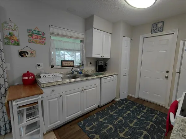 $2,700 | Undisclosed Address, Venice, FL 34293