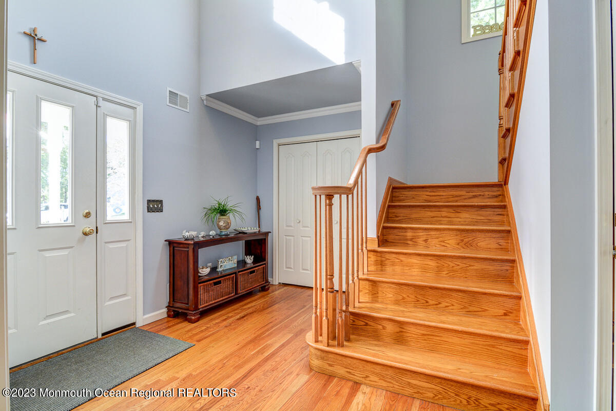 608 Shadow Way Brick, NJ 08724 - Photo 3 of 45 008 - Small