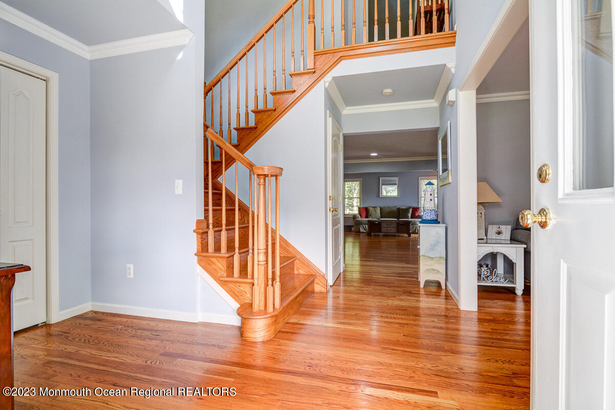 608 Shadow Way Brick, NJ 08724 - Photo 4 of 45 009 - Small