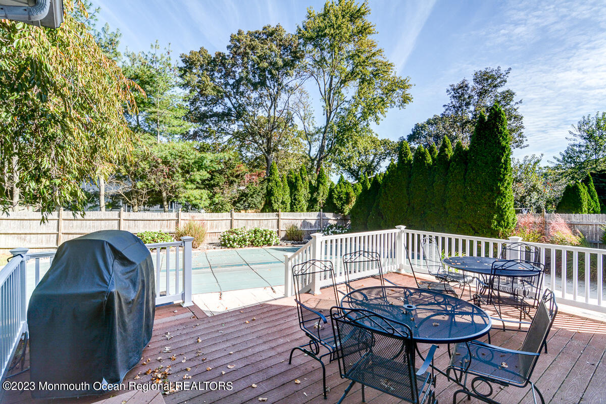608 Shadow Way Brick, NJ 08724 - Photo 45 of 45 007 - Small