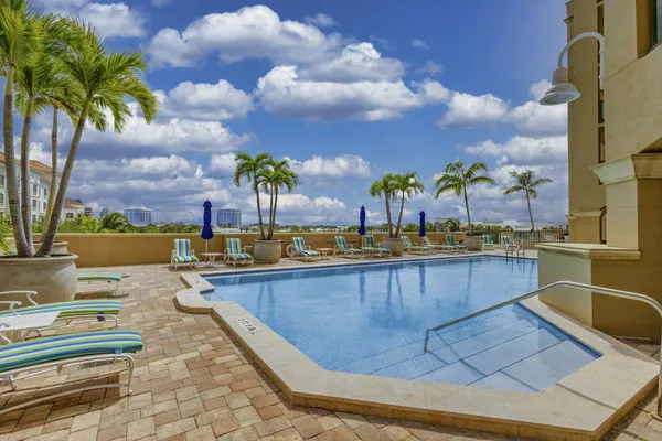 $1,150,000 | 3610 Gardens Parkway, Unit 601A, Palm Beach Gardens, FL 33410