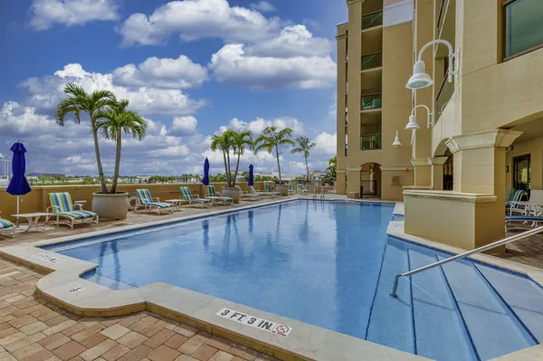 $1,150,000 | 3610 Gardens Parkway, Unit 601A, Palm Beach Gardens, FL 33410