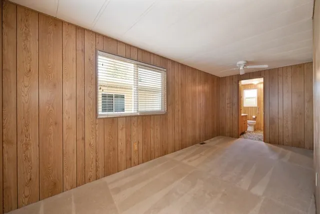 a view of a livingroom with an entryway