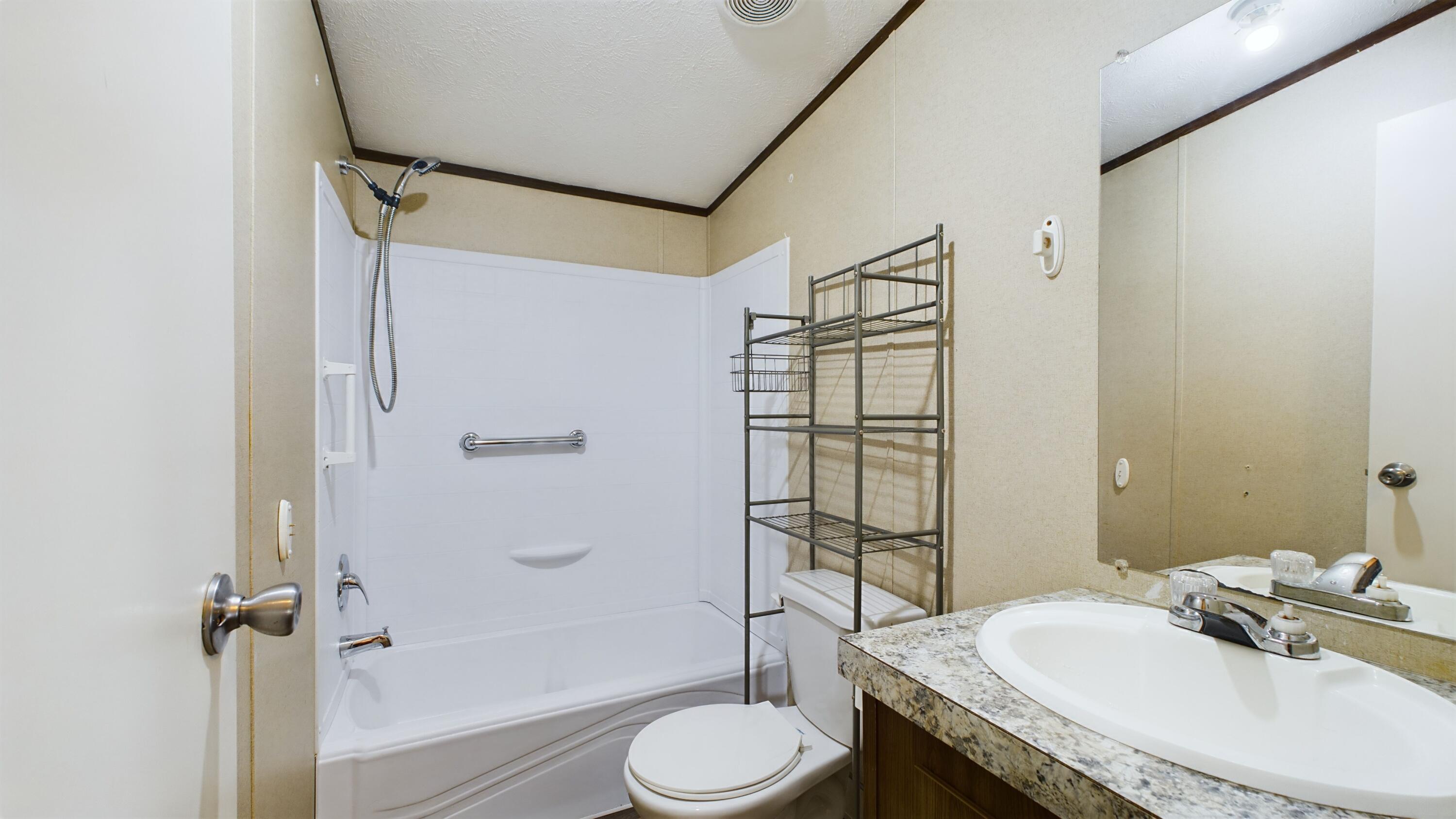 433 Bounty Road Eutawville, SC 29048 - Photo 13 of 20 Bathroom 2