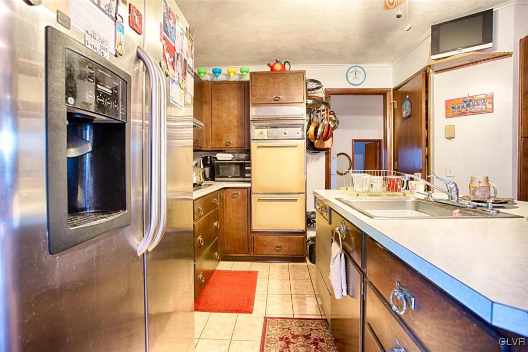 250 Young Road Nazareth, PA 18064 - Photo 7 of 30 Gallery Image 7