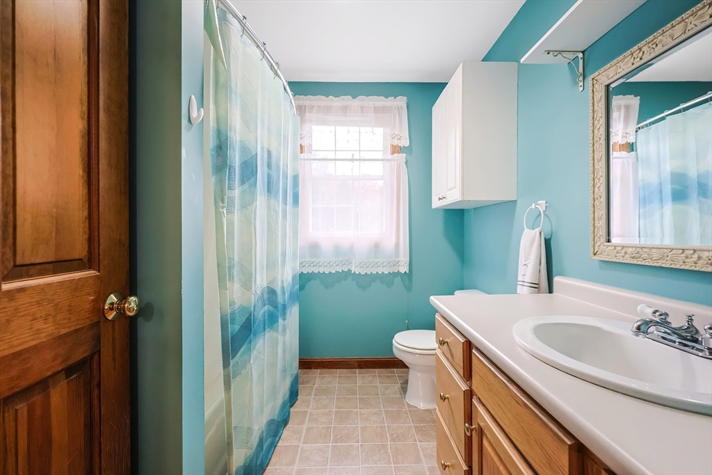 72 Sheldon Street Methuen, MA 01844 - Photo 29 of 42