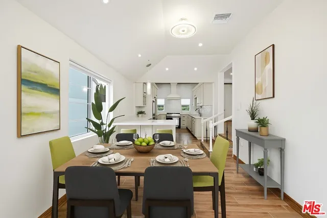 $1,215,000 | 5822 Lindley Avenue, Encino, CA 91316