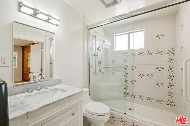 $1,215,000 | 5822 Lindley Avenue, Encino, CA 91316