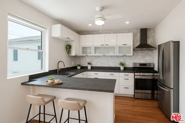 $1,215,000 | 5822 Lindley Avenue, Encino, CA 91316