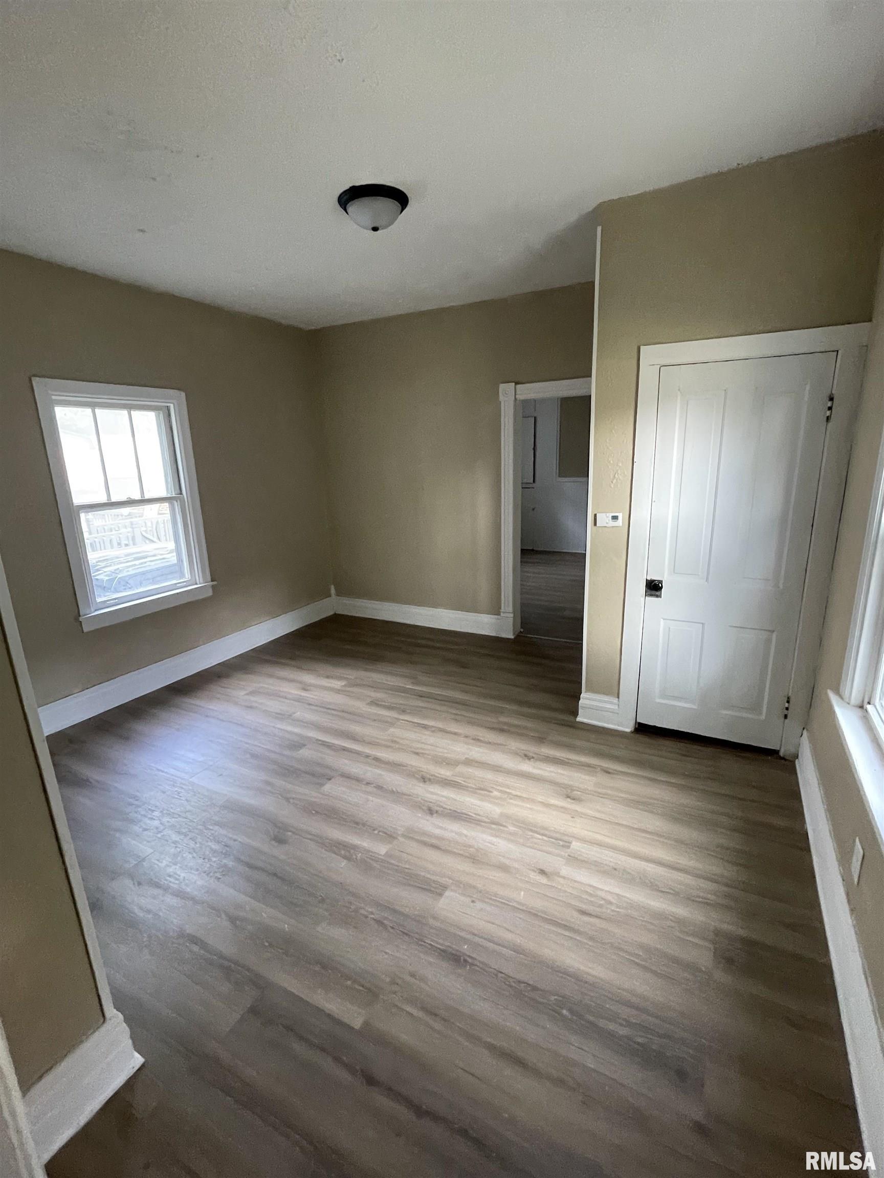 1922 North 9th Street Springfield, IL 62702 - Photo 9 of 15