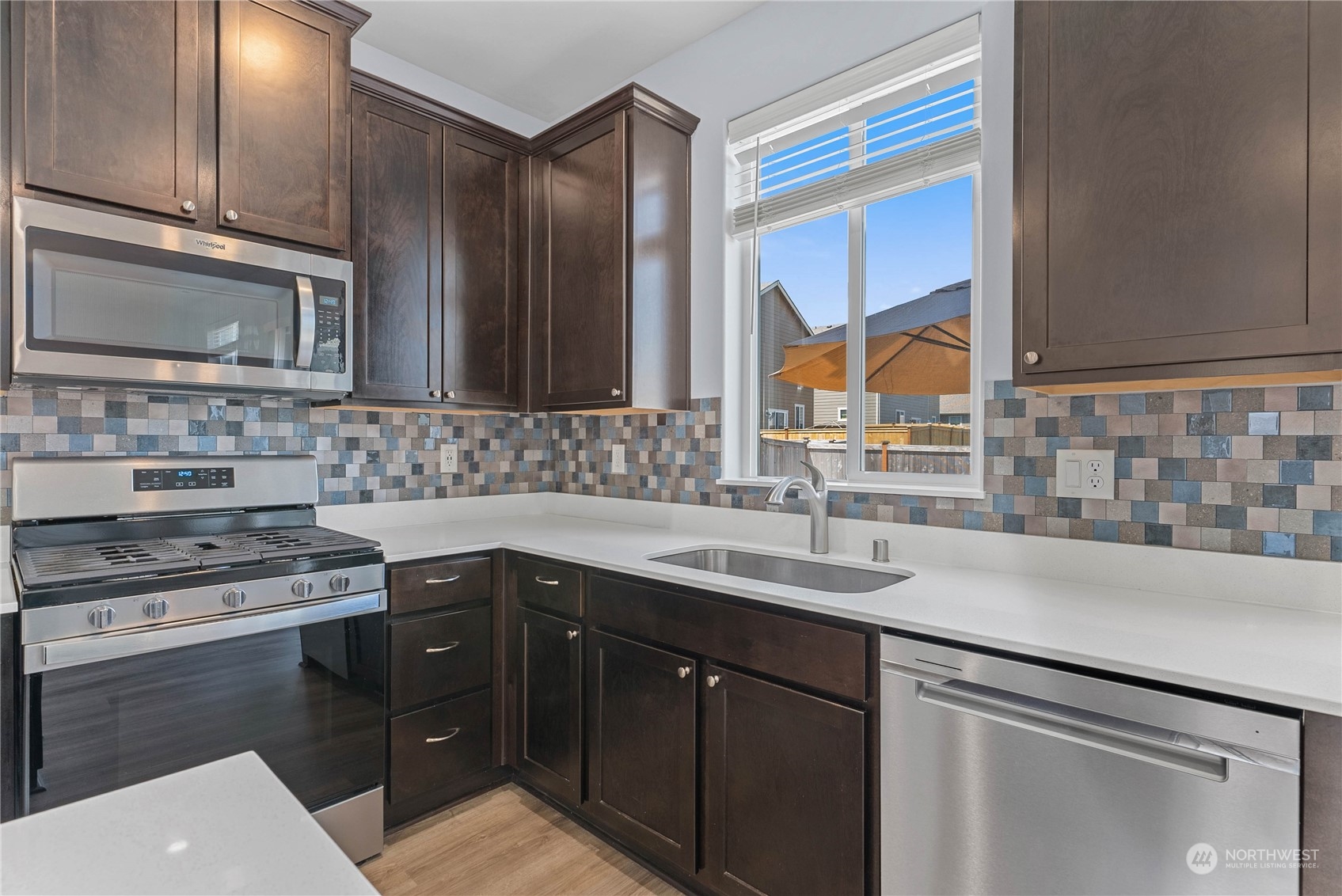 202 Russell Road Bremerton, WA 98312 - Photo 14 of 32 Gallery Image 14