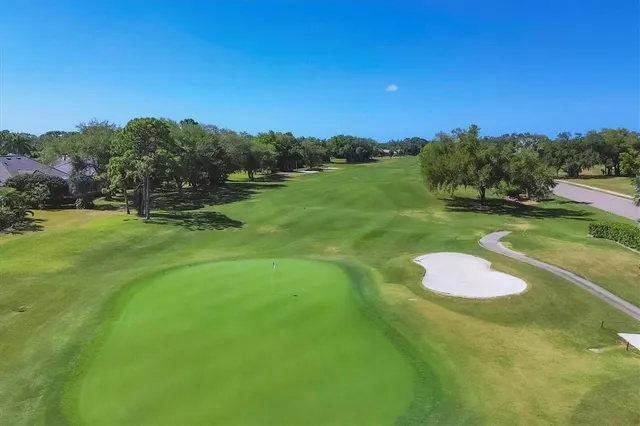 $864,900 | 2020 Calusa Lakes Boulevard, Nokomis, FL 34275