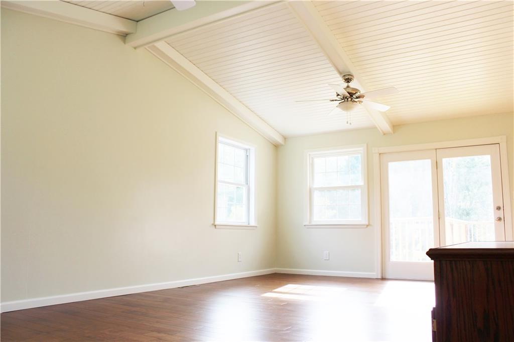 172 Walker Road Canonsburg, PA 15317 - Photo 11 of 25 Gallery Image 11