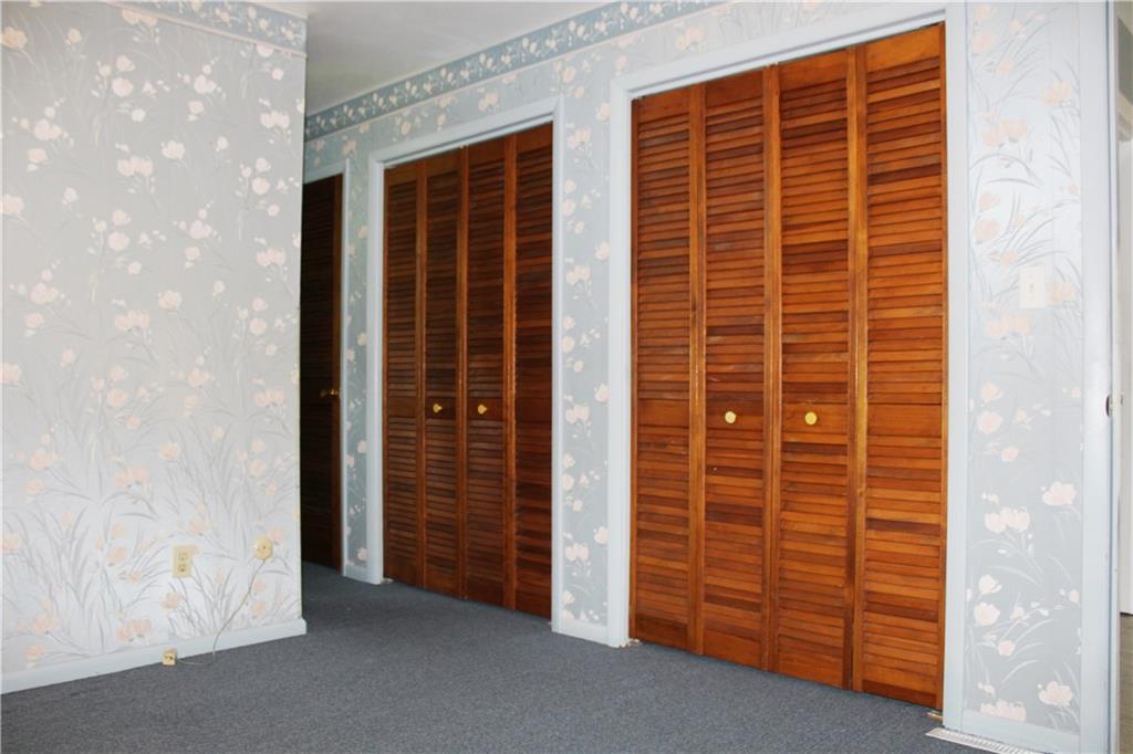 172 Walker Road Canonsburg, PA 15317 - Photo 14 of 25 Gallery Image 14
