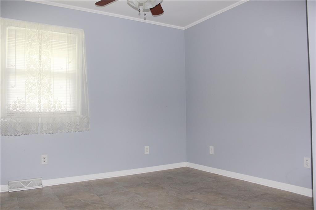 172 Walker Road Canonsburg, PA 15317 - Photo 17 of 25 Gallery Image 17