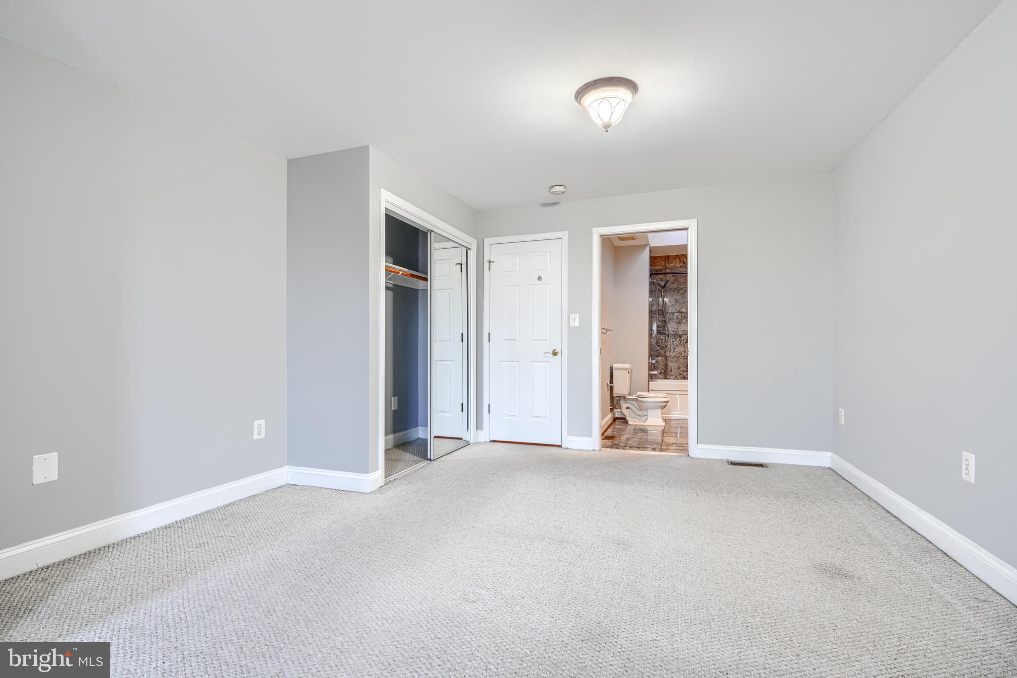 612 South Clinton Street Baltimore, MD 21224 - Photo 17 of 39 Master suite