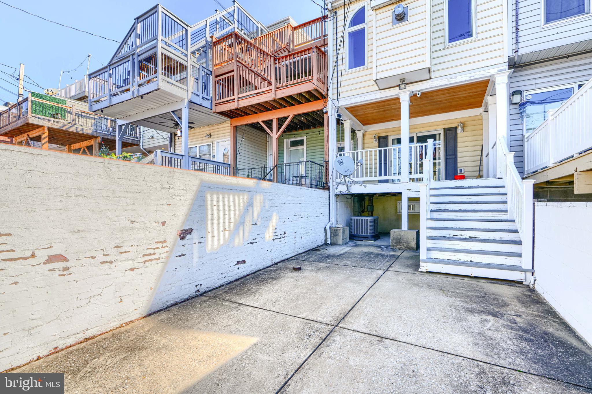 612 South Clinton Street Baltimore, MD 21224 - Photo 31 of 39 EASY parking!