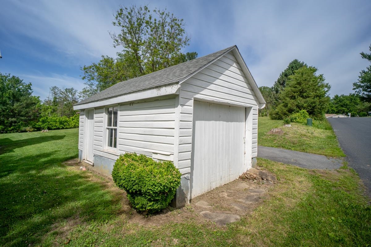234 Mt Pisgah Road Mount Sidney, VA 24467 - Photo 27 of 39