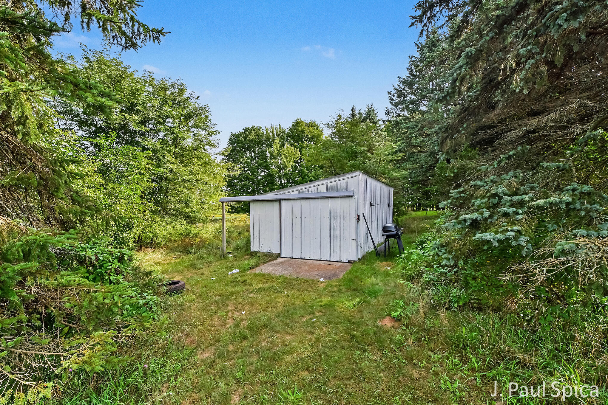 2235 17 Mile Road Kent City, MI 49330 - Photo 30 of 33 Shed