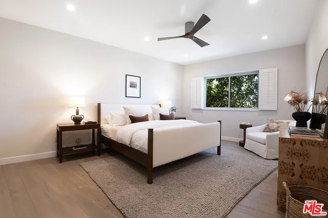 $1,395,000 | 166 South Hayworth Avenue, Unit 201, Los Angeles, CA 90048