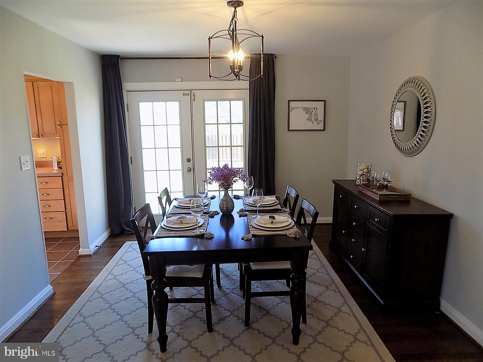 1008 Lakemont Road Baltimore, MD 21228 - Photo 8 of 29 Dining Room