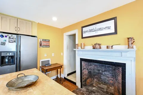 $679,900 | 16 Middle Street, Fairhaven, MA 02719