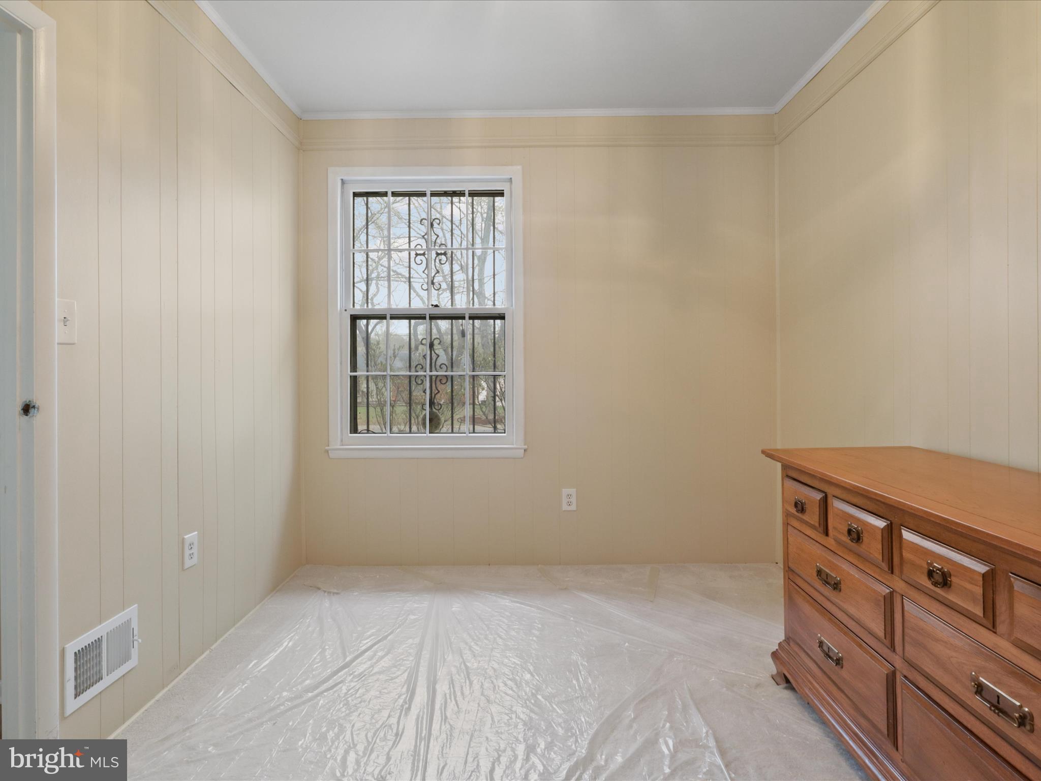 4800 Rim Rock Road Rockville, MD 20853 - Photo 17 of 45 First Floor Office/Bedroom