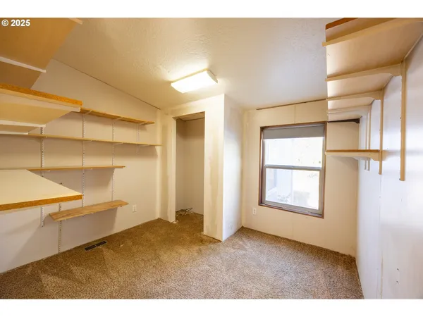 $290,000 | 130 Walter Court, Roseburg, OR 97471