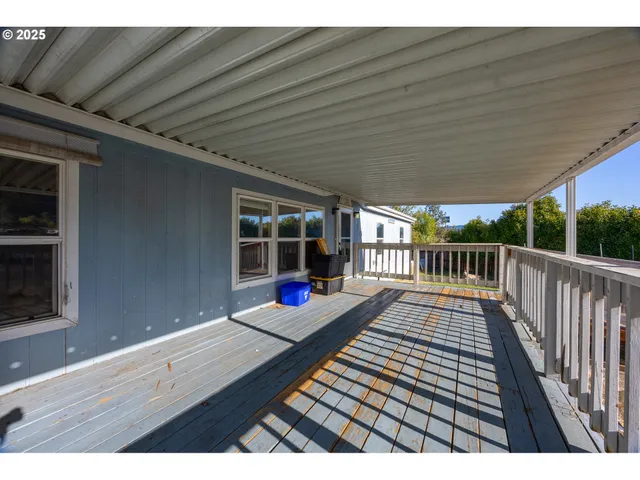 $300,000 | 130 Walter Court, Roseburg, OR 97471