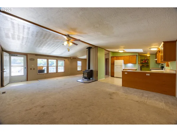 $290,000 | 130 Walter Court, Roseburg, OR 97471