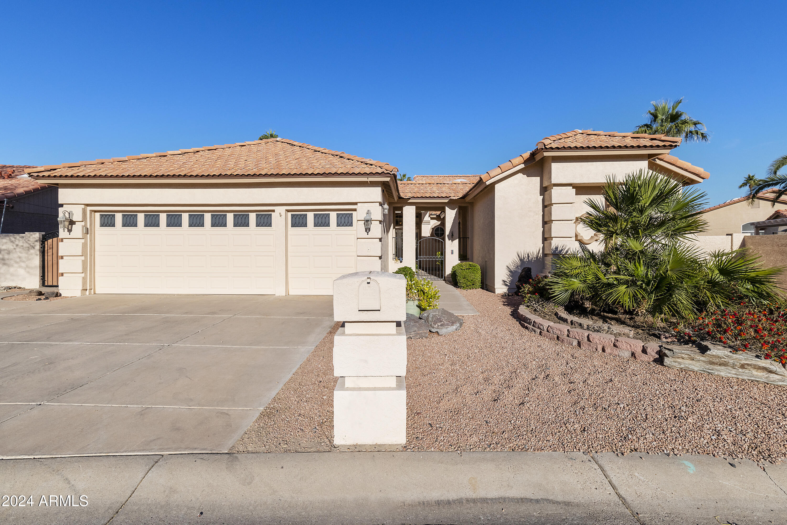 25418 East Spring Creek Road Chandler, AZ 85248 - Photo 2 of 52 Front view
