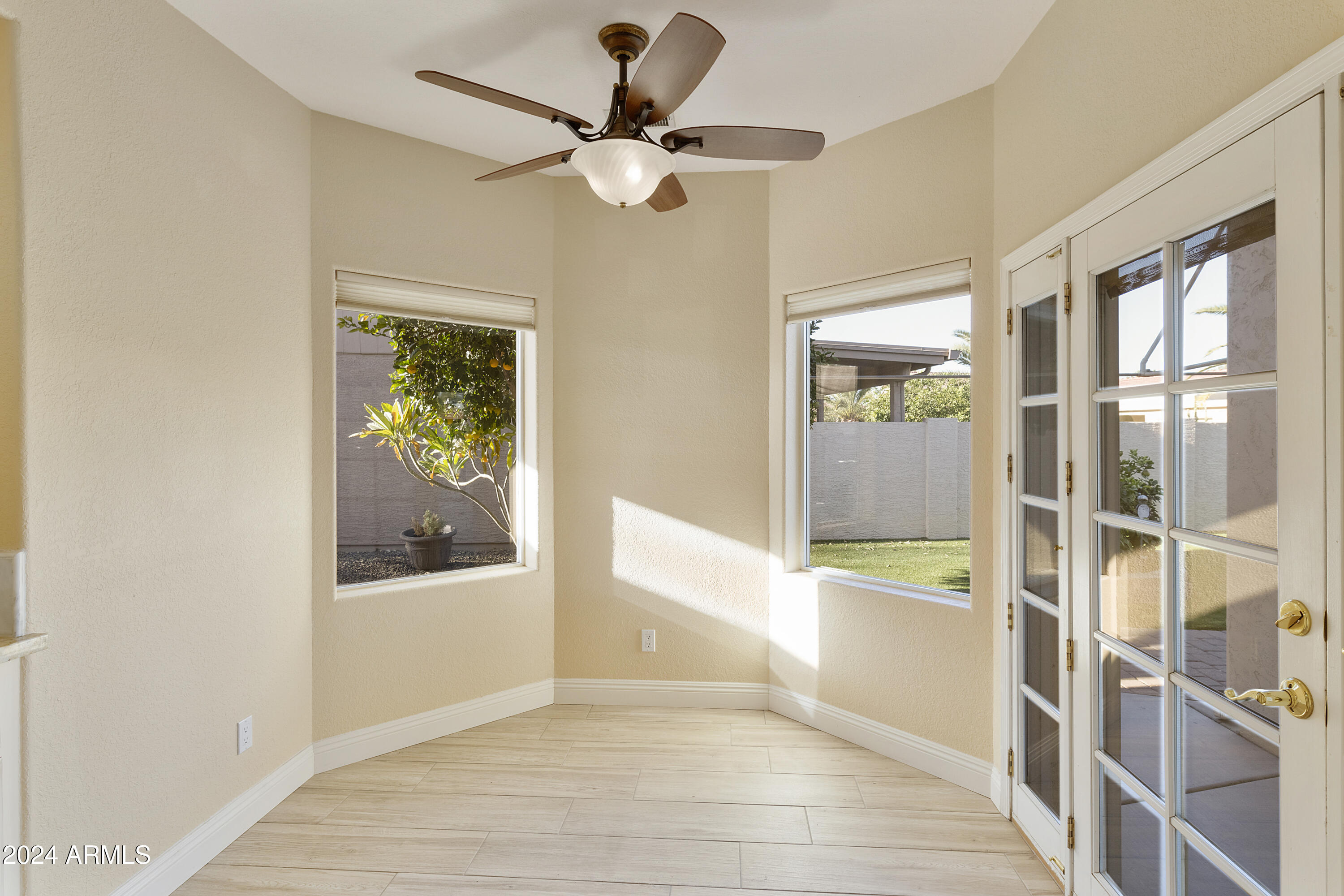 25418 East Spring Creek Road Chandler, AZ 85248 - Photo 21 of 52 Kitchen eating area