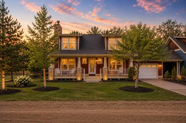 $699,900 | 3048 Park Drive, Douglas, MI 49406