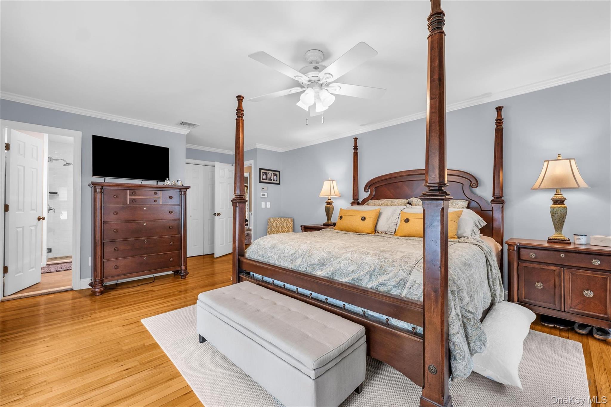 383 Munsell Road East Patchogue, NY 11772 - Photo 6 of 45