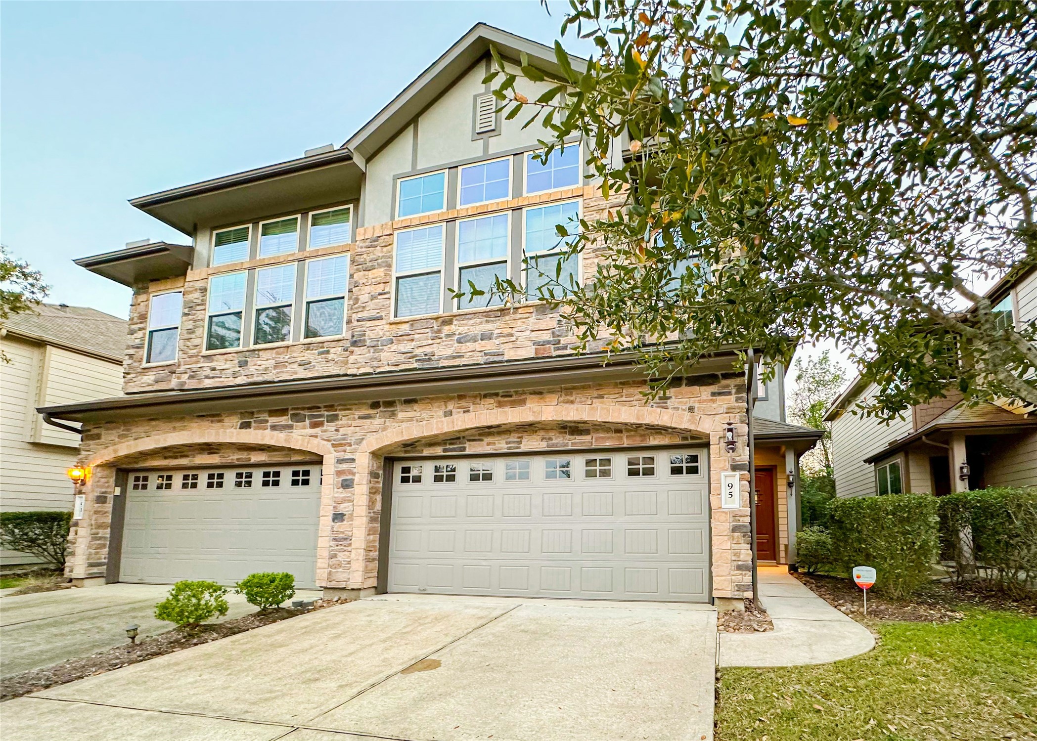 95 Aventura Place Spring, TX 77389 - Photo 2 of 37
