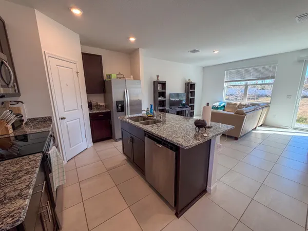 $2,250 | 676 Salisbury Circle, Fort Pierce, FL 34982