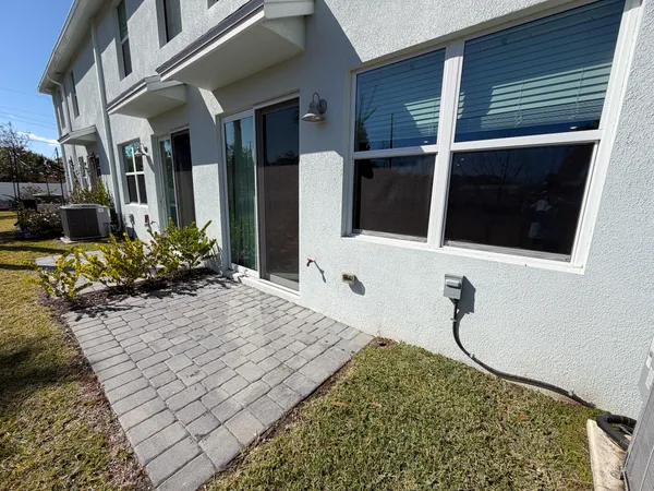 $2,250 | 676 Salisbury Circle, Fort Pierce, FL 34982