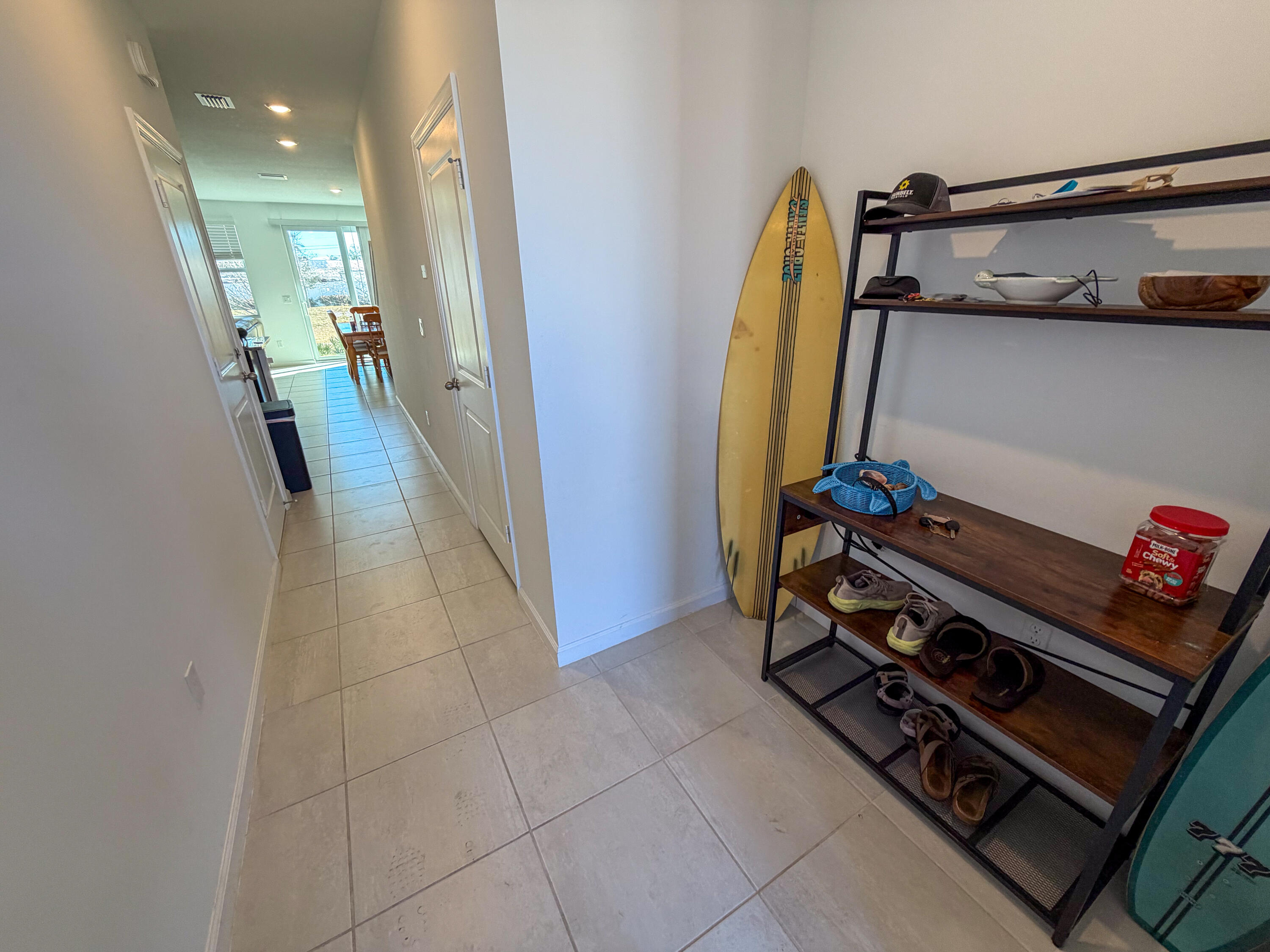 676 Salisbury Circle Fort Pierce, FL 34982 - Photo 6 of 22 Entryway