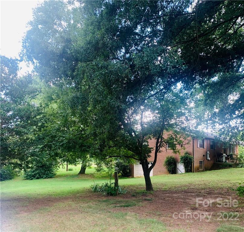 1815 Old Mountain Road Hiddenite, NC 28636 - Photo 10 of 17 Gallery Image 10