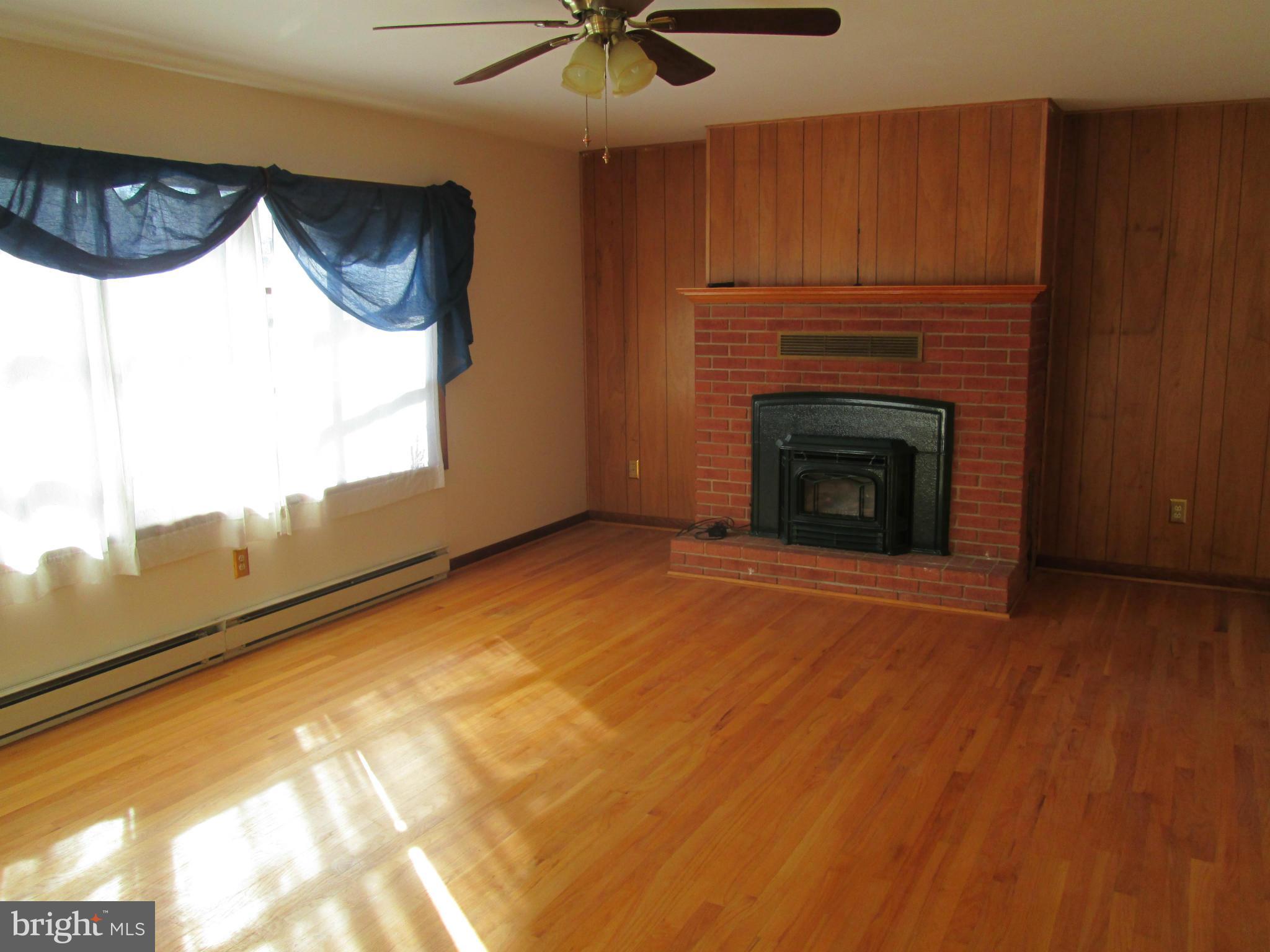 169 Homestead Lane Ranson, WV 25438 - Photo 4 of 22 Living Room