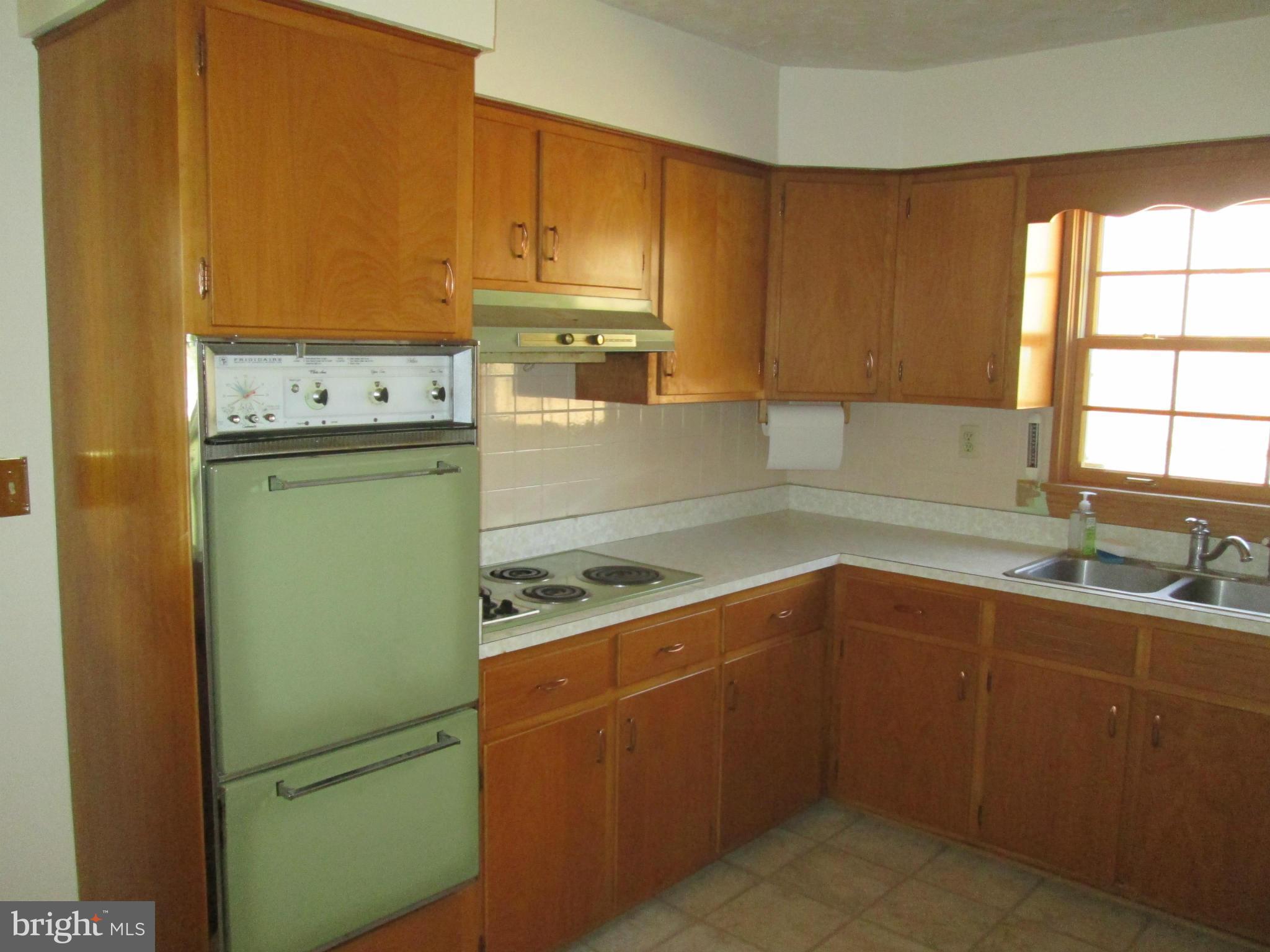169 Homestead Lane Ranson, WV 25438 - Photo 7 of 22 Kitchen
