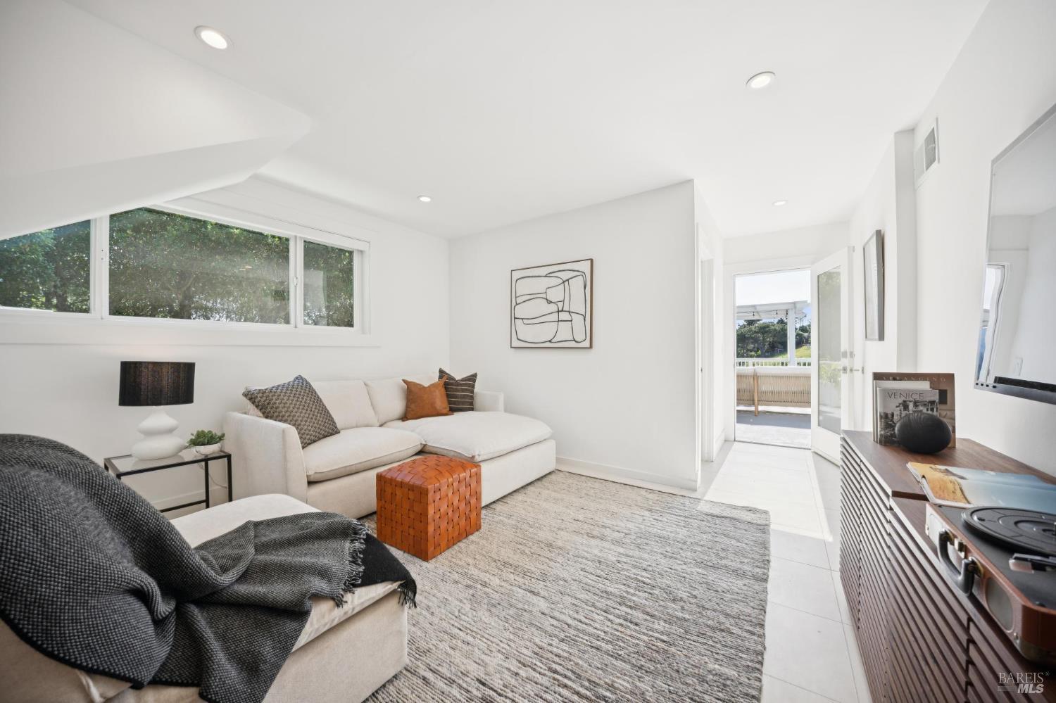 65 Valley View Avenue San Rafael, CA 94901 - Photo 30 of 48