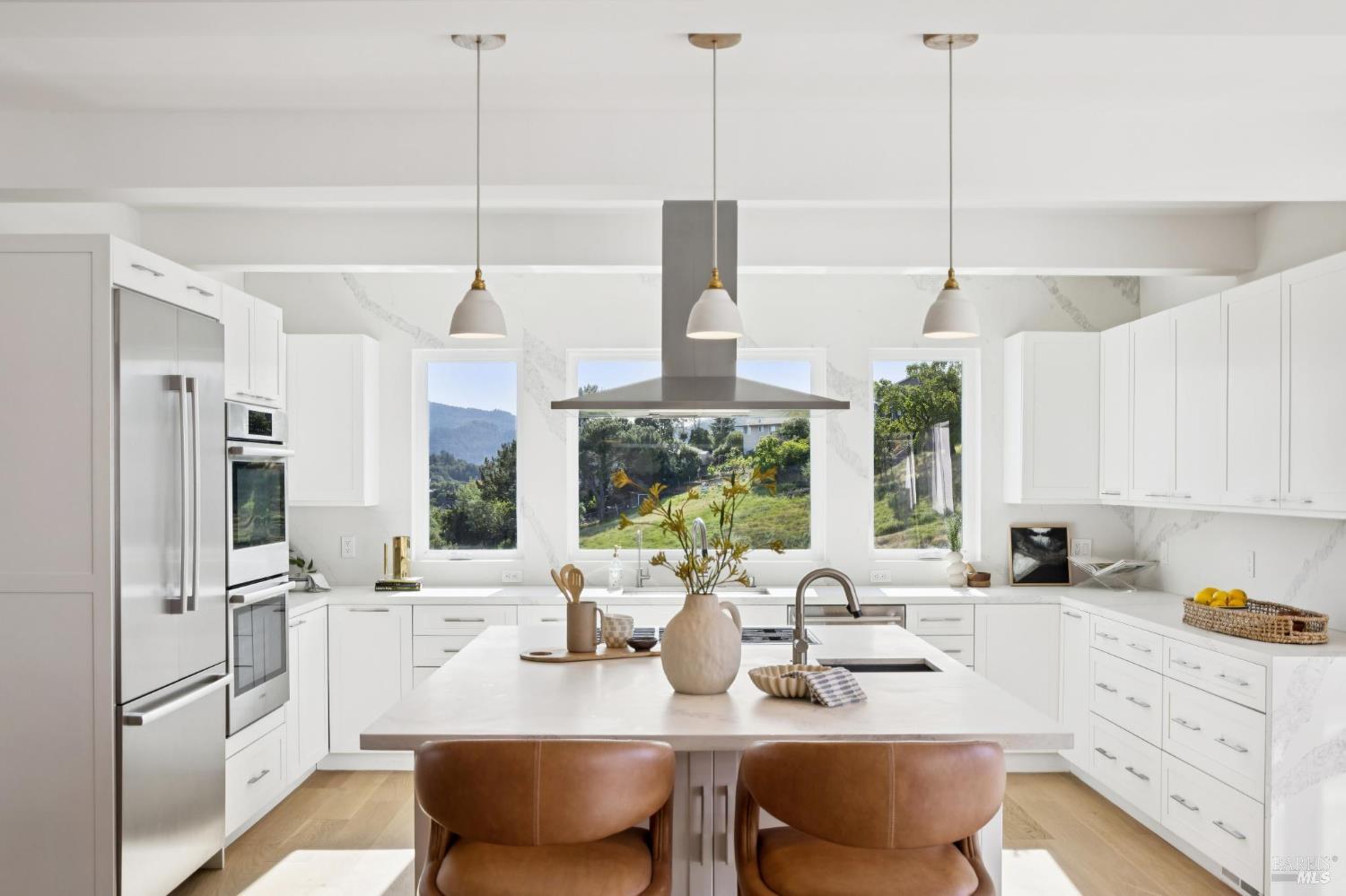 65 Valley View Avenue San Rafael, CA 94901 - Photo 5 of 48