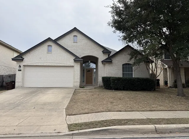 $2,600 | 8322 Bordeaux Bay, San Antonio, TX 78255