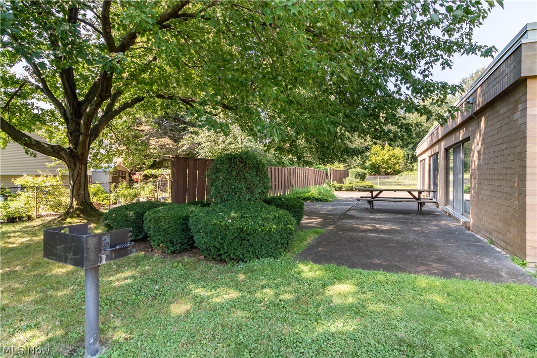 22555 Center Ridge Road, Unit 401 Rocky River, OH 44116 - Photo 29 of 33 Gallery Image 29