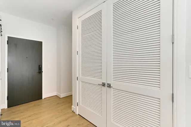 $3,850 | 635 Slaters Lane, Unit G01, Alexandria, VA 22314