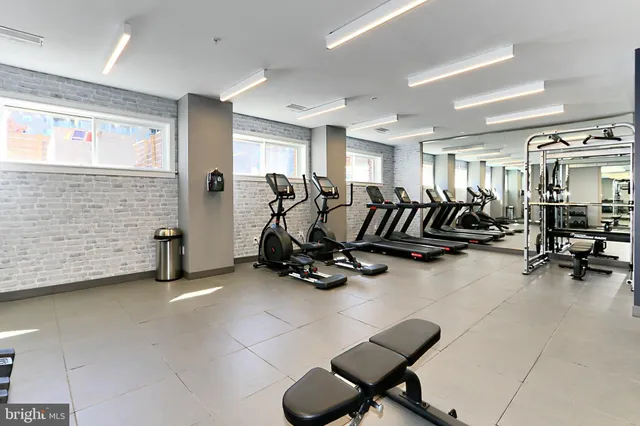 $3,850 | 635 Slaters Lane, Unit G01, Alexandria, VA 22314