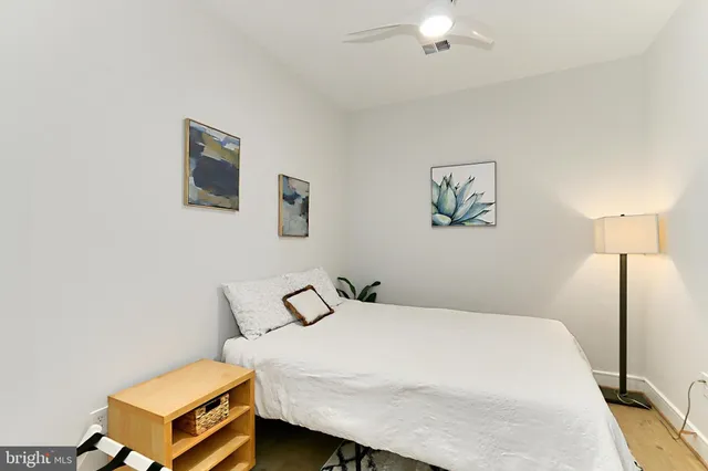 $3,850 | 635 Slaters Lane, Unit G01, Alexandria, VA 22314